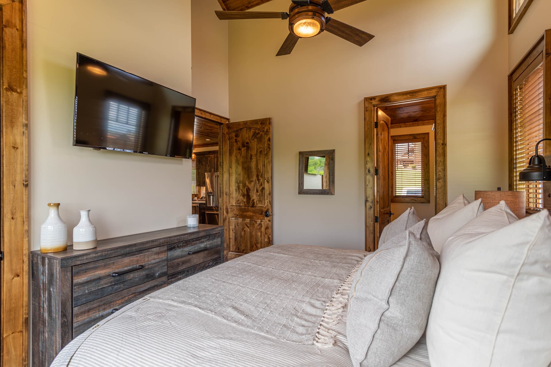 Peak A View Home - Image 13