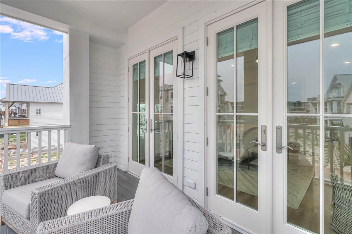 Pearly White - Image 45