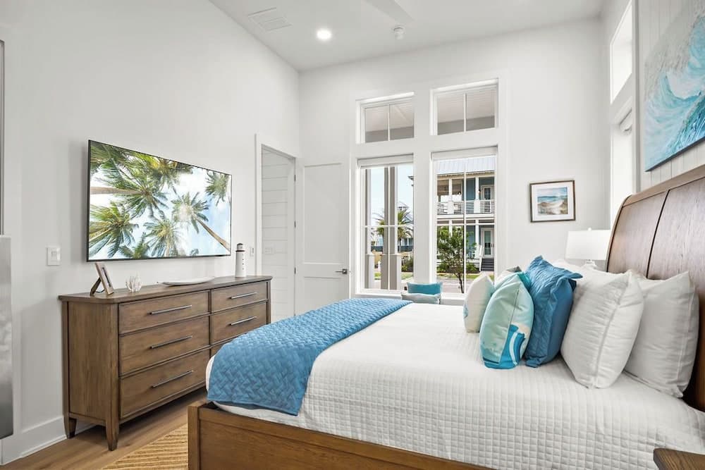 Pelican Place #108 - Image 20