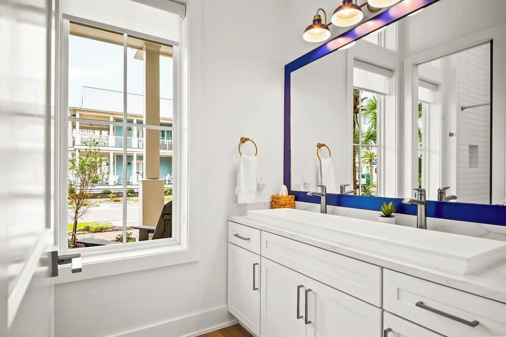 Pelican Place #108 - Image 34