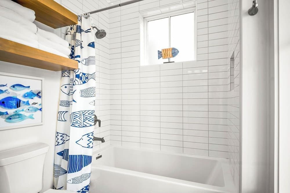 Pelican Place #108 - Image 35