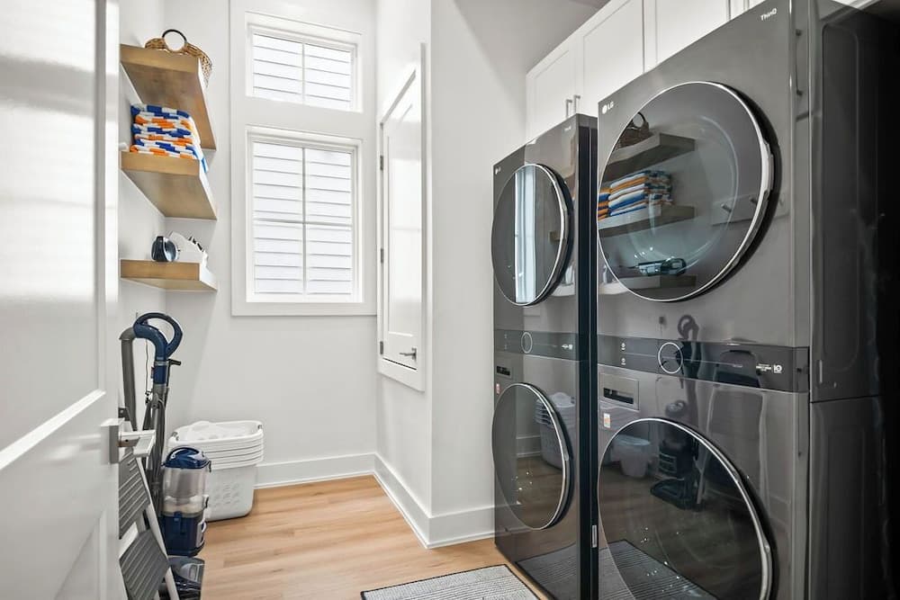 Pelican Place #108 - Image 15