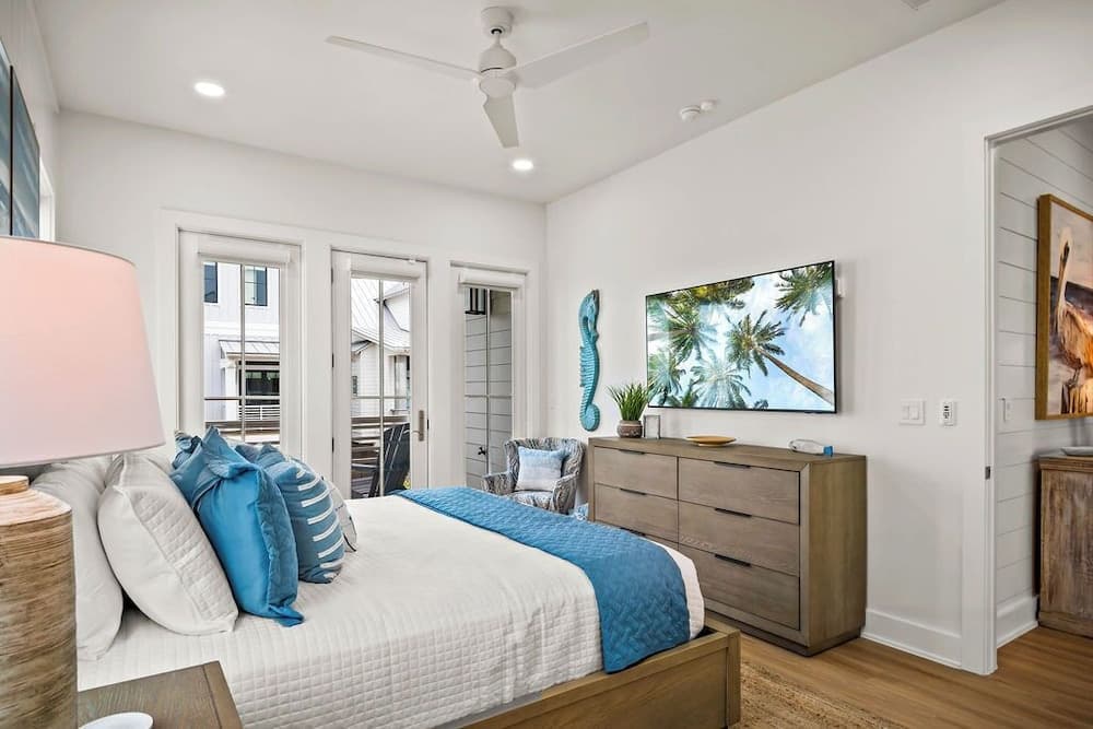 Pelican Place #108 - Image 23