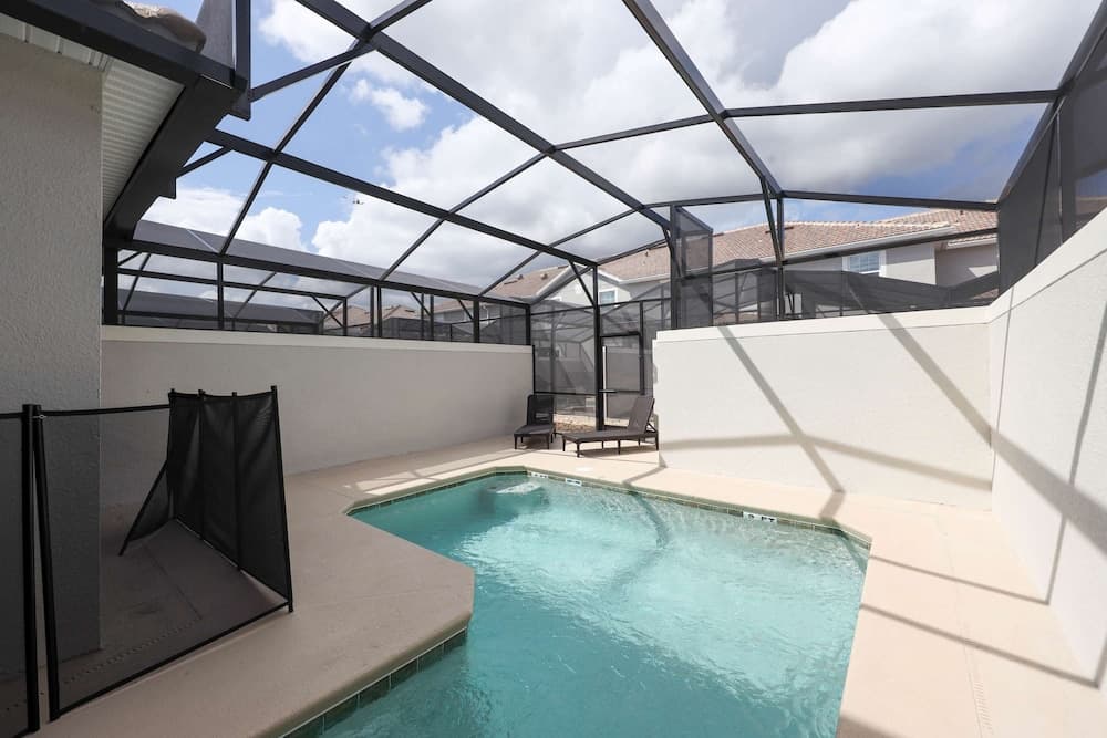 Dedication Villa at Storey Lake - Image 20