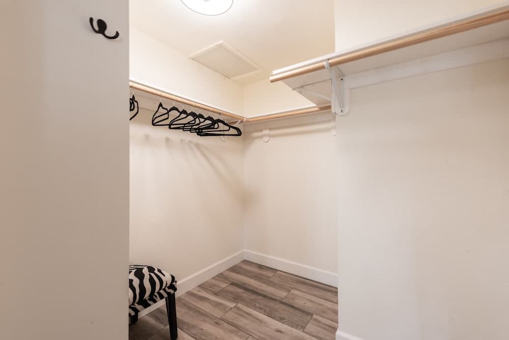 Sunny Phoenix - Image 53