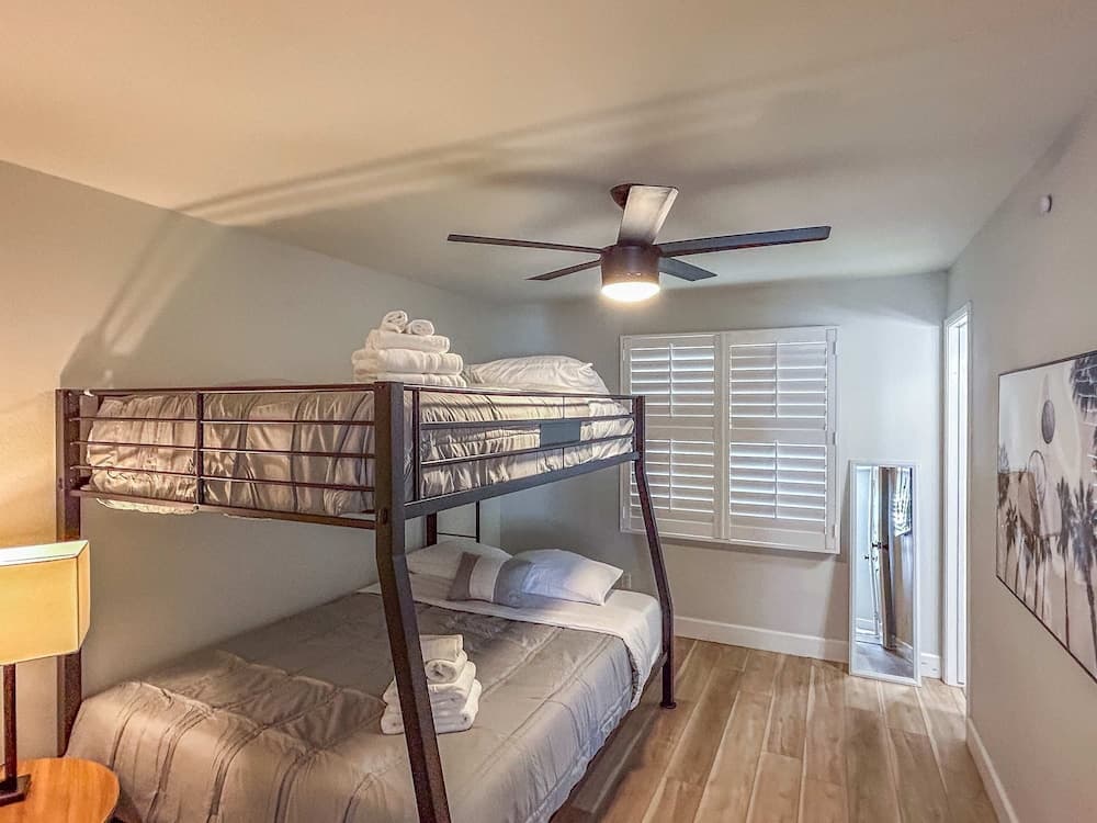 Sunny Phoenix - Image 56