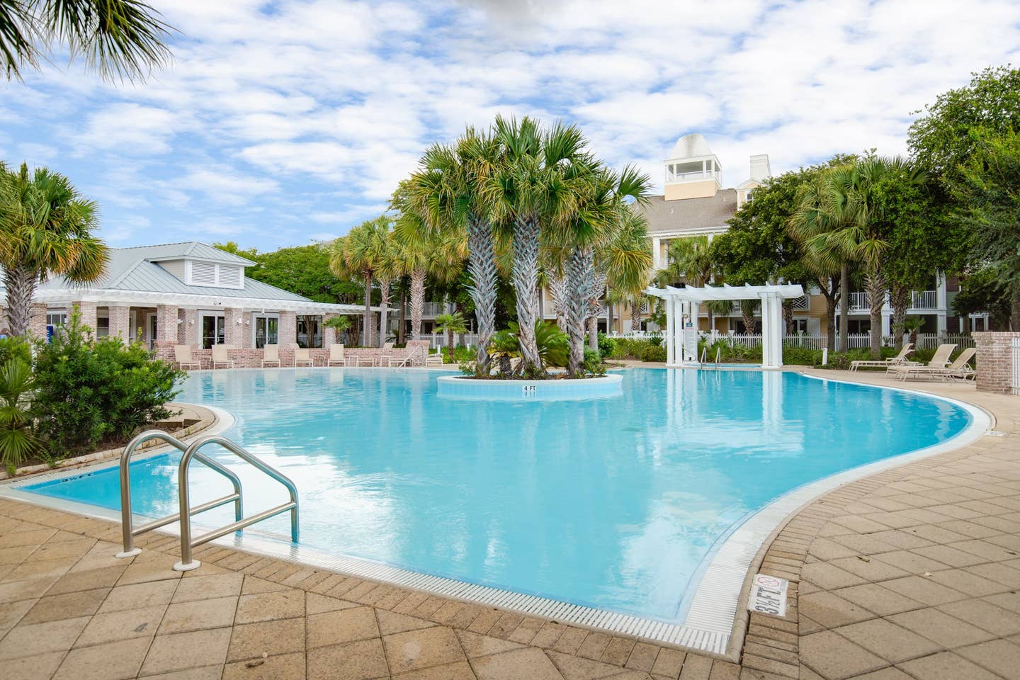 Pilot House - Image 18