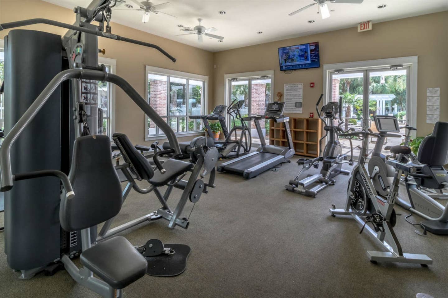 Pilot House - Image 22