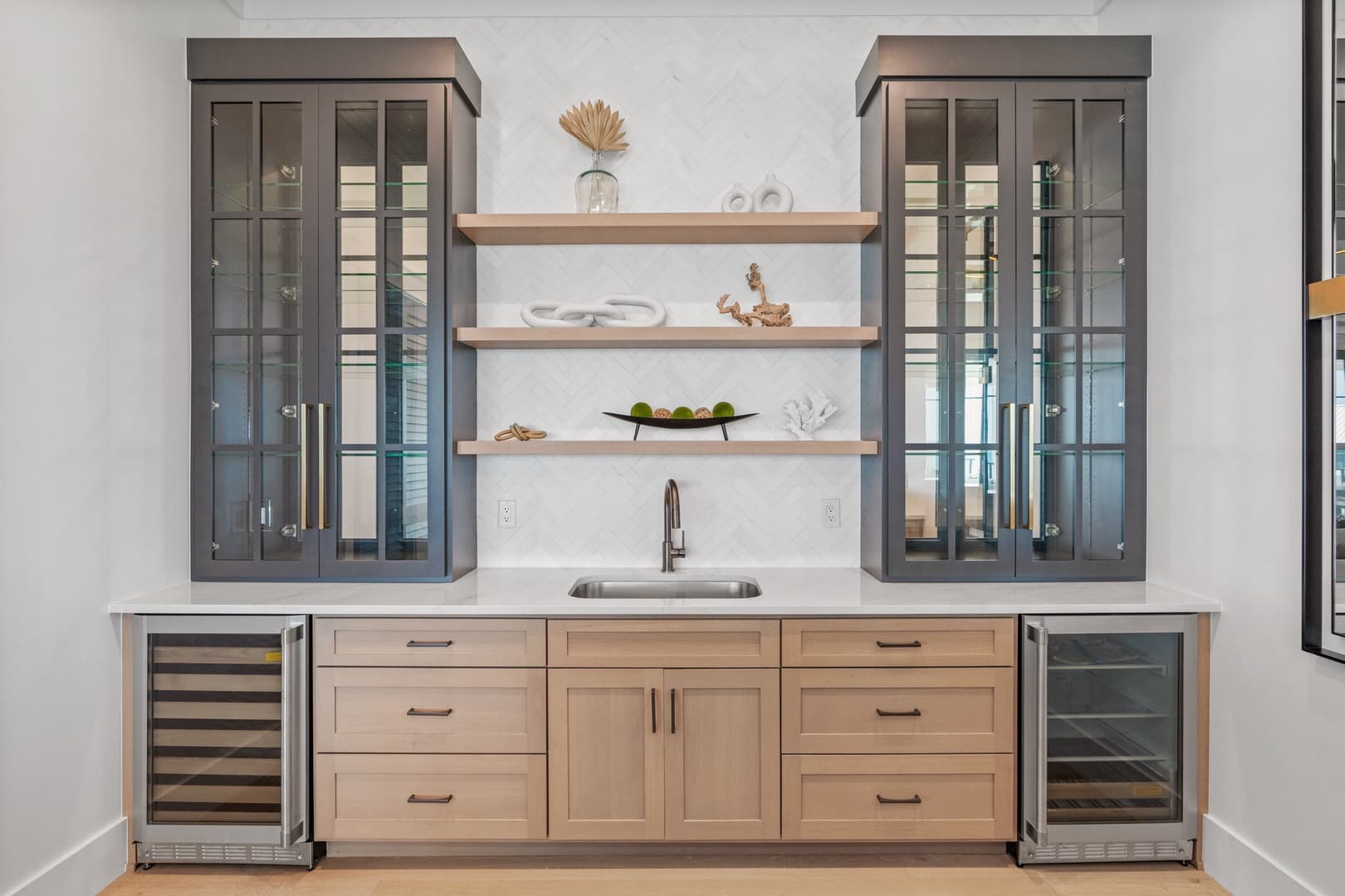 Grand Pearl - Image 113