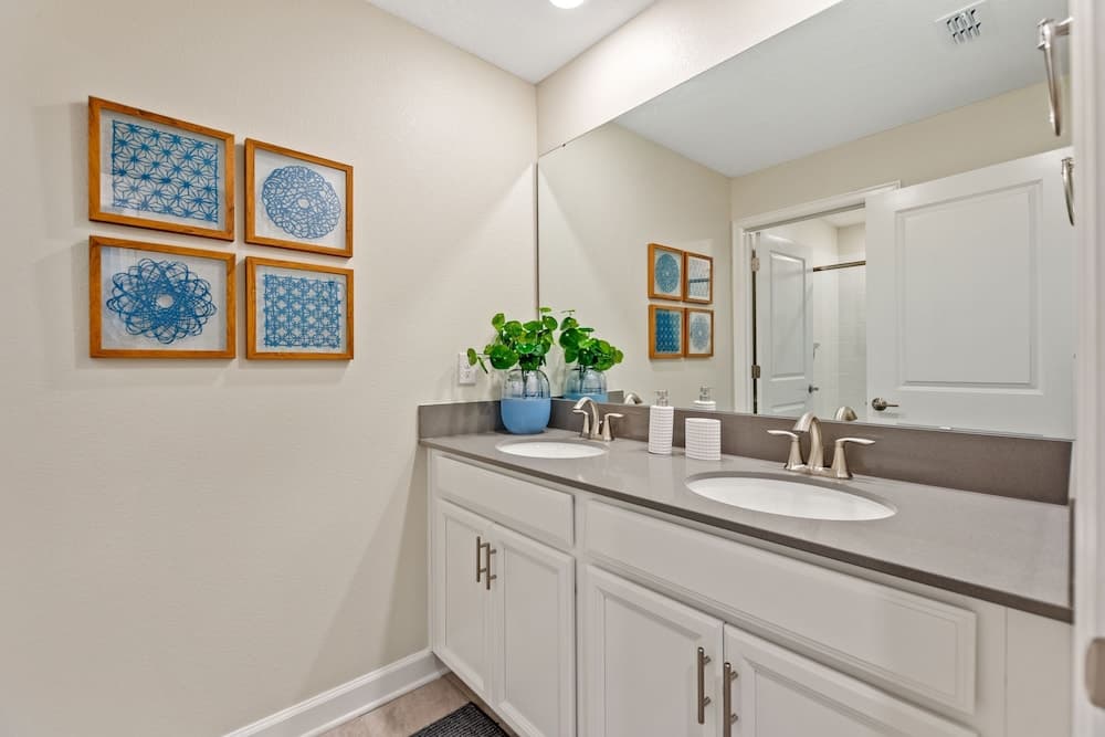 Plush Pelican - Image 15