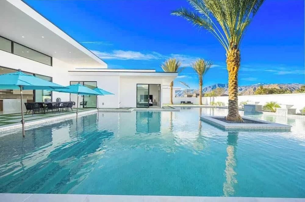 Bravo Villa #13 - Image 2