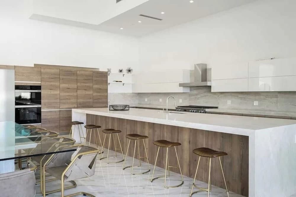 Bravo Villa #13 - Image 5