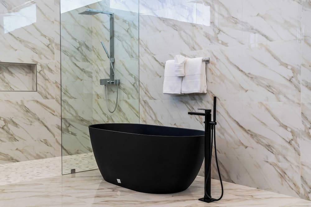 Bravo Villa #13 - Image 28