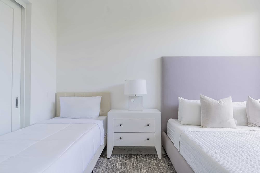 Bravo Villa #13 - Image 56