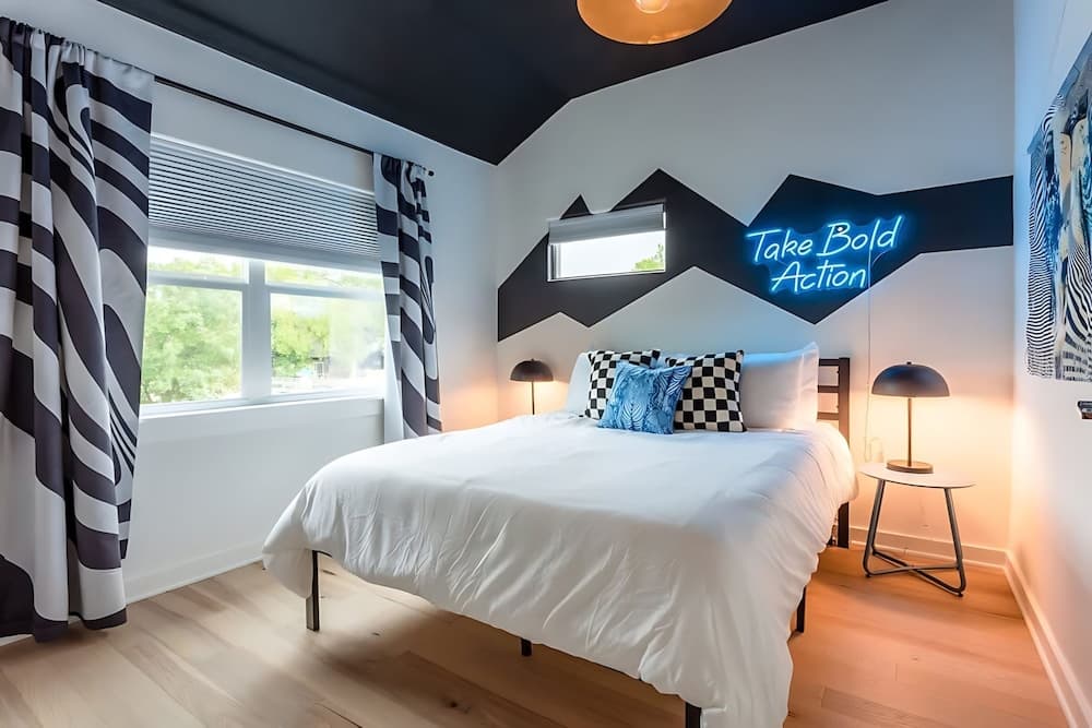 Lady Bird Lake Magic - Image 24