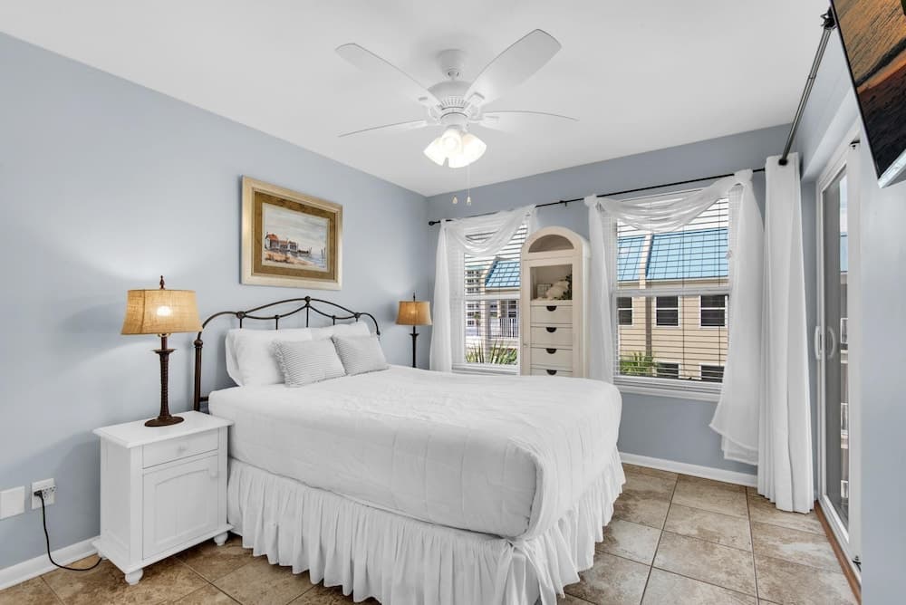 Harry's Beach House - Image 4