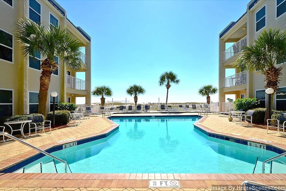 Harry's Beach House - Image 3