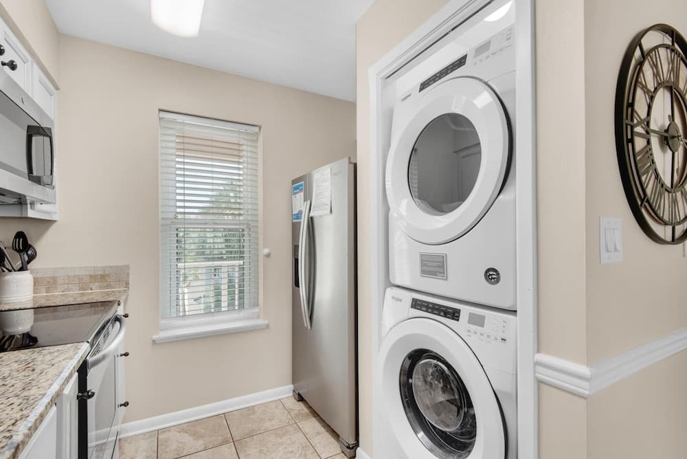 Harry's Beach House - Image 19