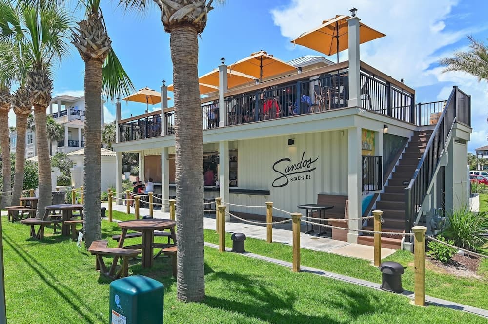 Harry's Beach House - Image 29