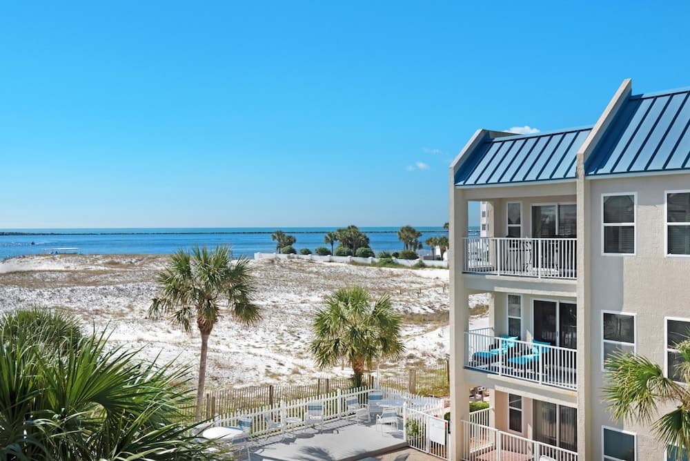 Harry's Beach House - Image 31