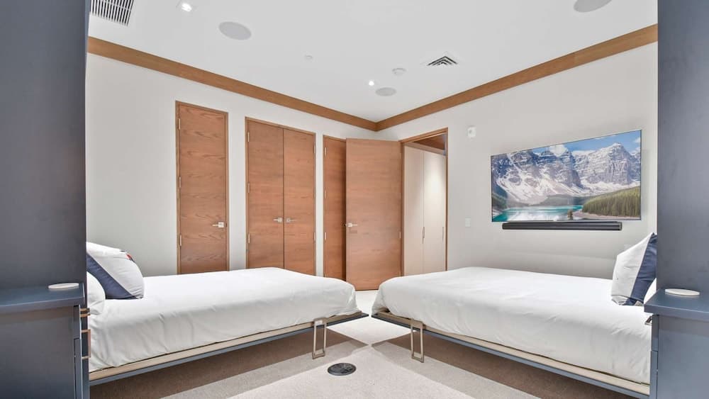 Powder Peak - Image 12