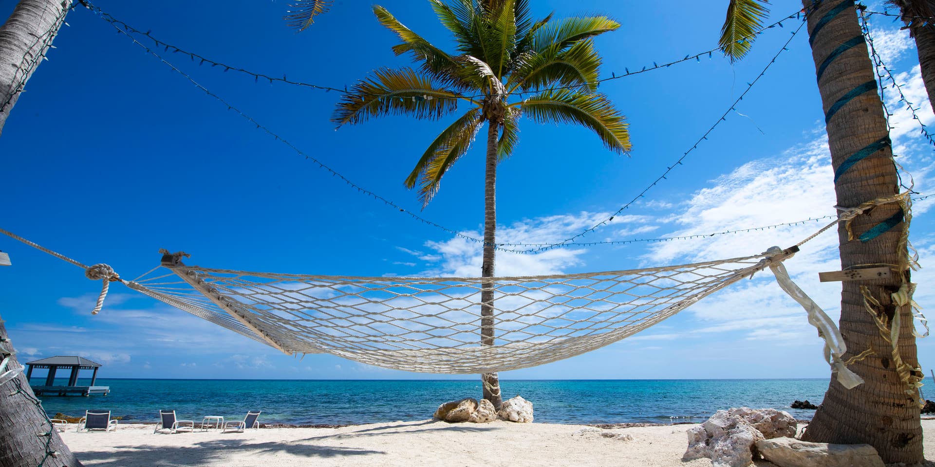 Azure Breeze Haven - Image 21