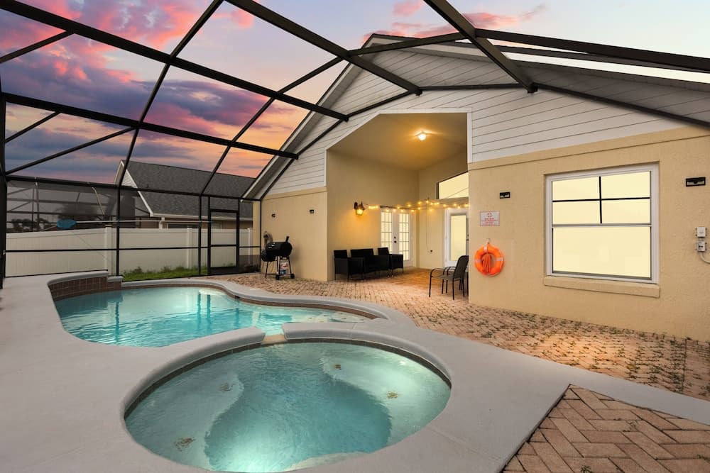 Residentas Oneida Loop - Image 1