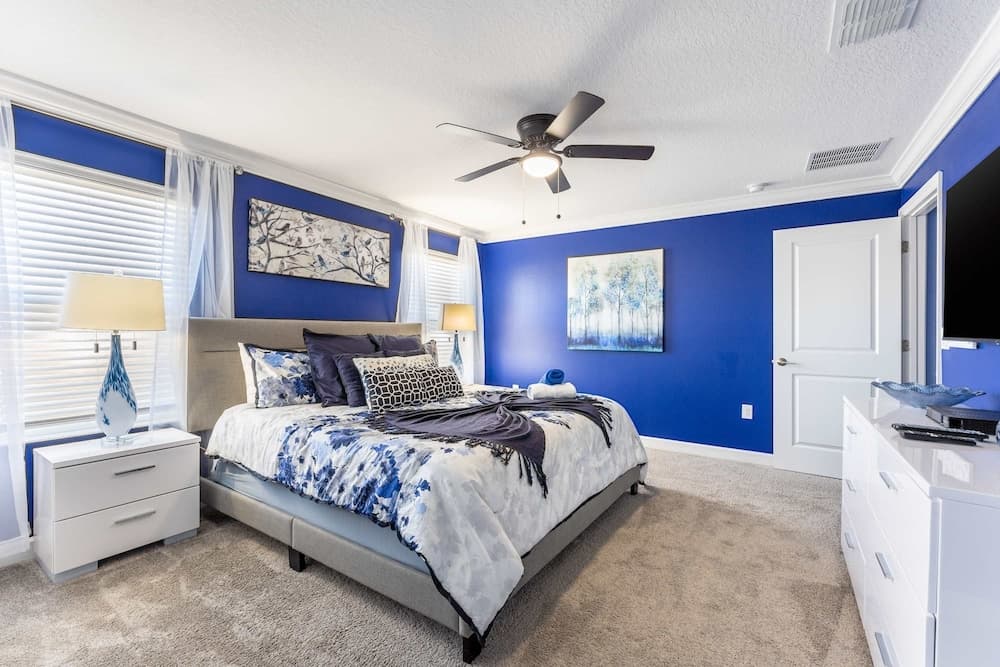 Modern Disney Oasis - Image 4