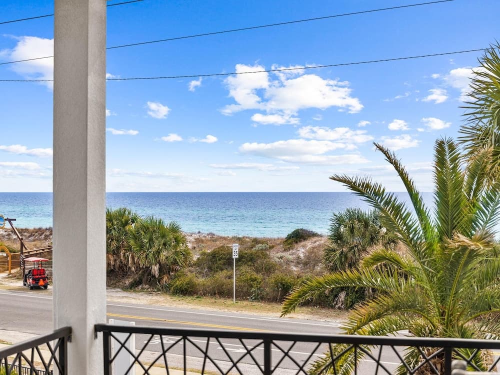 Front Beach Paradise - Image 27