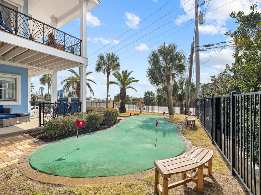 Front Beach Paradise - Image 62