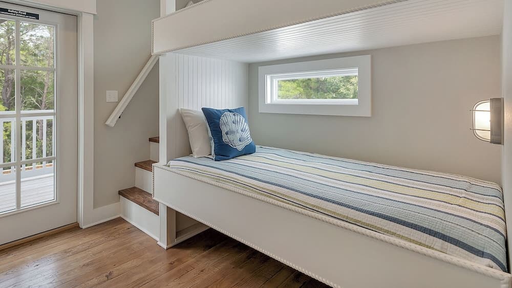 Blue Seravue - Image 22