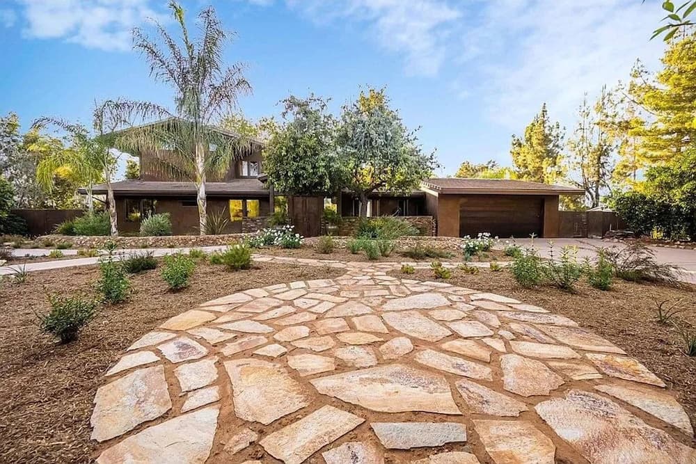 Escondido Echo - Image 65