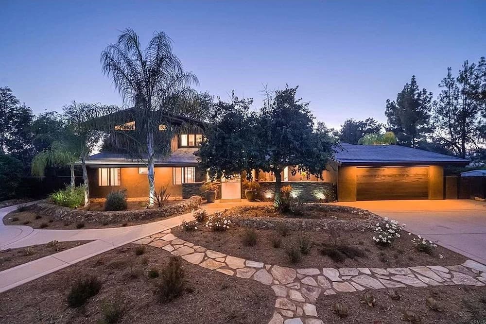 Escondido Echo - Image 68