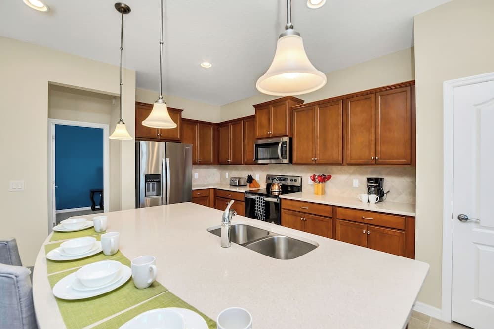 Zurich Villa - Image 12