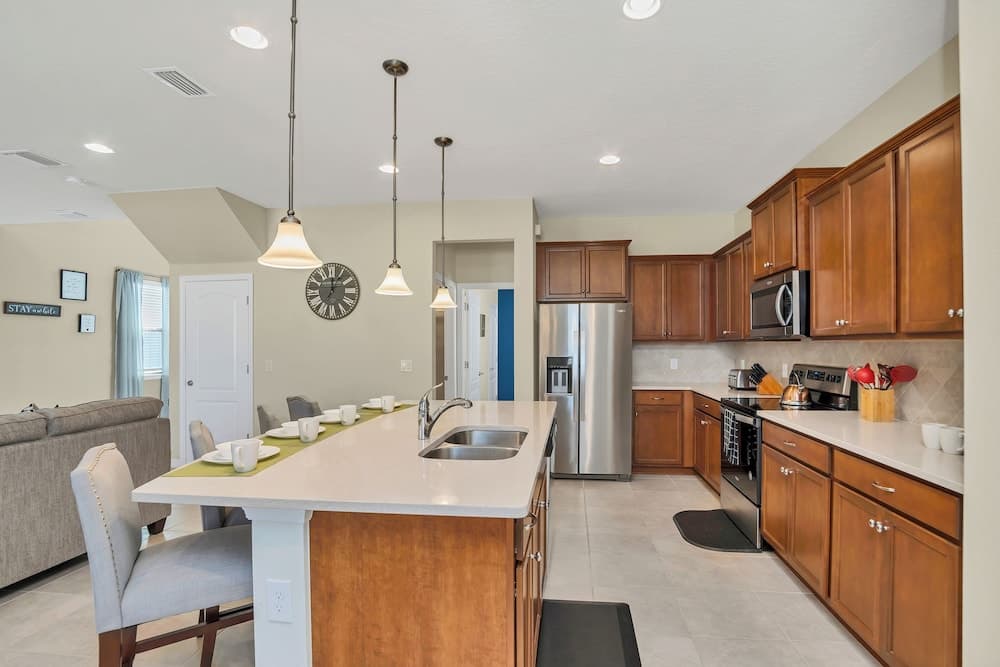 Zurich Villa - Image 13