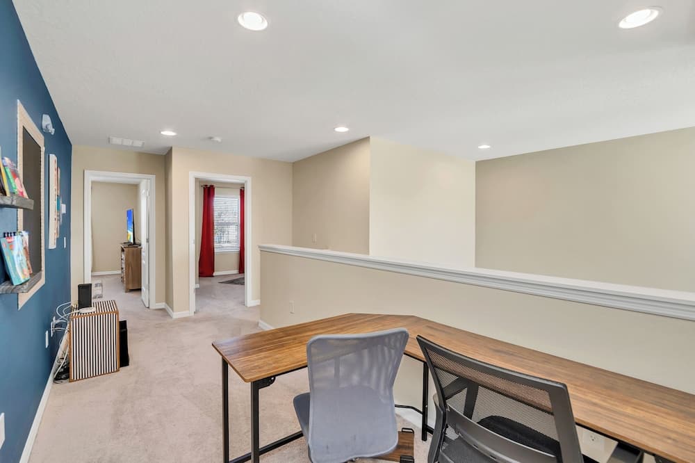 Zurich Villa - Image 21