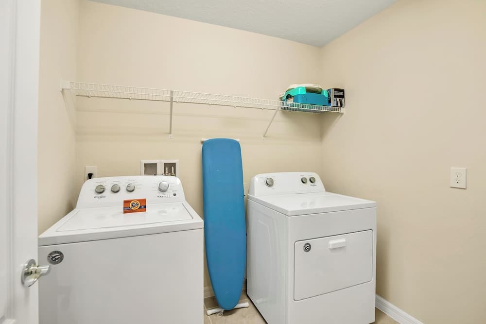 Zurich Villa - Image 38