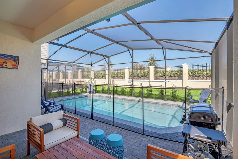 Zurich Villa - Image 6