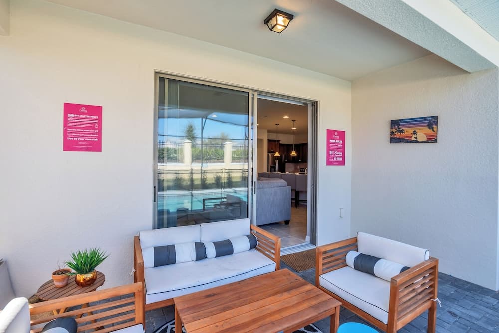 Zurich Villa - Image 46