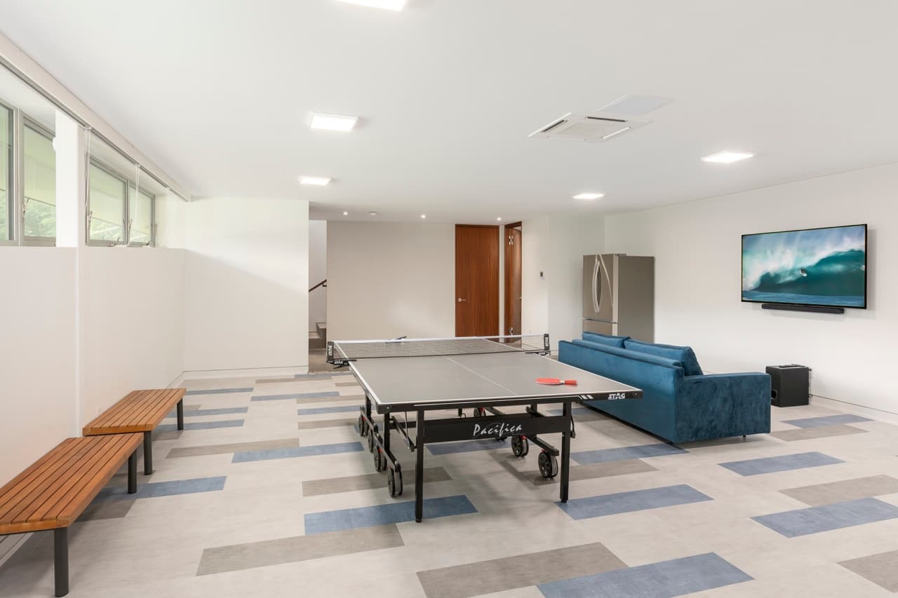 Puako’s Ocean Edge Modern Estate - Image 6