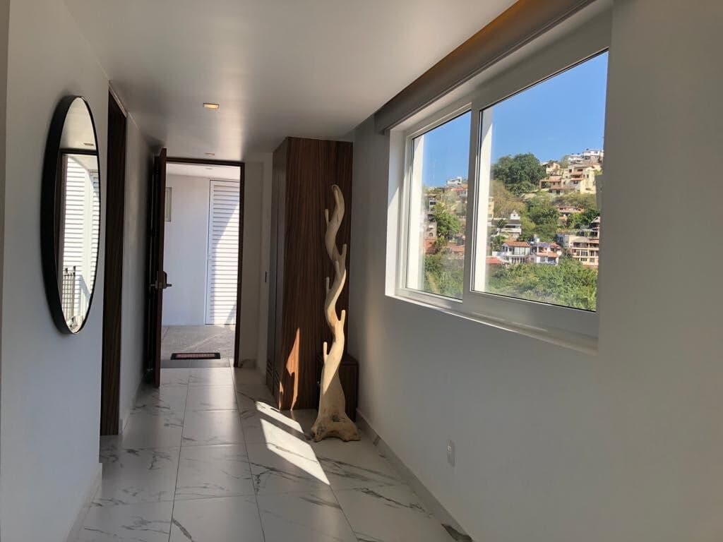 White Wave Residence - Image 6