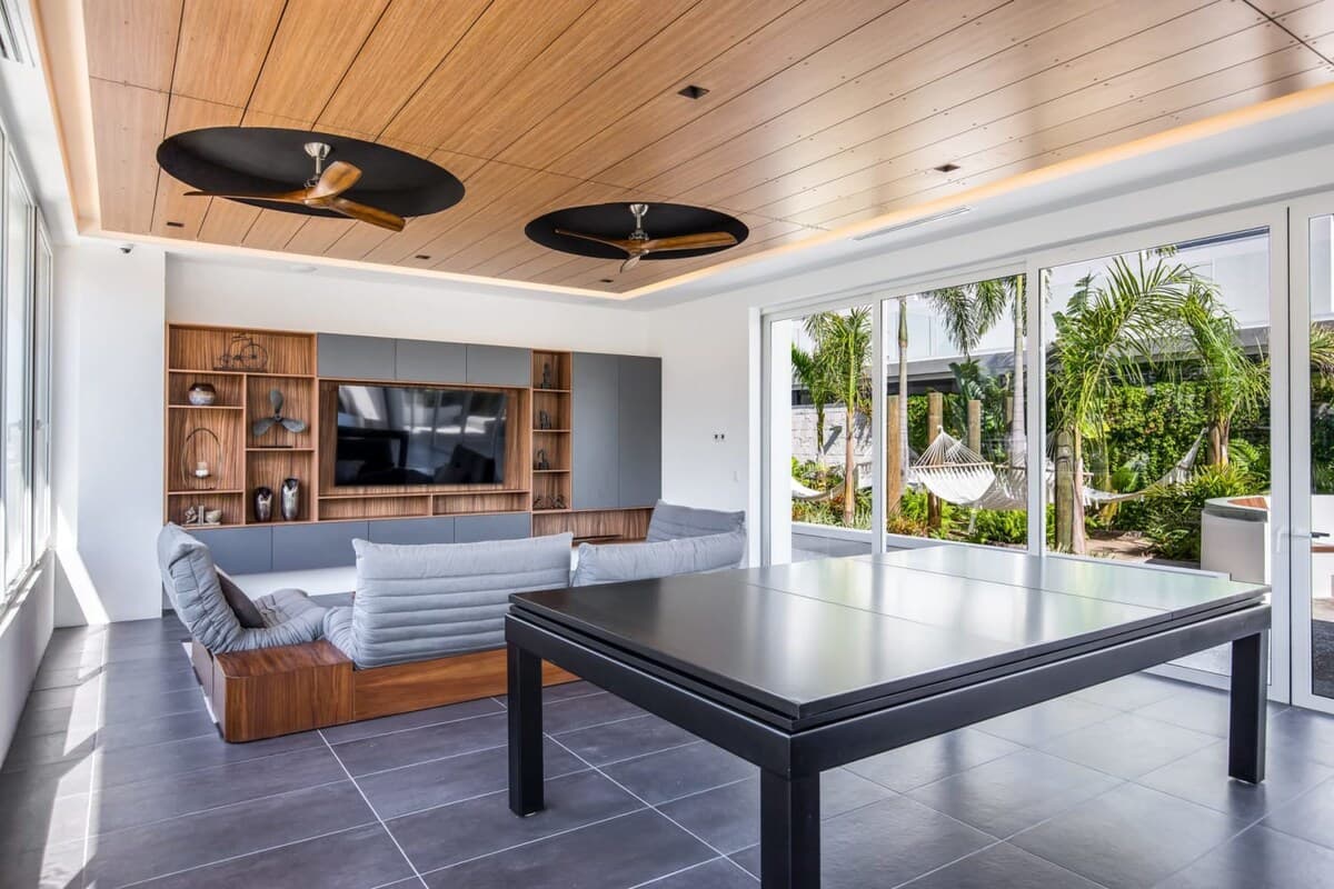 White Wave Residence - Image 7