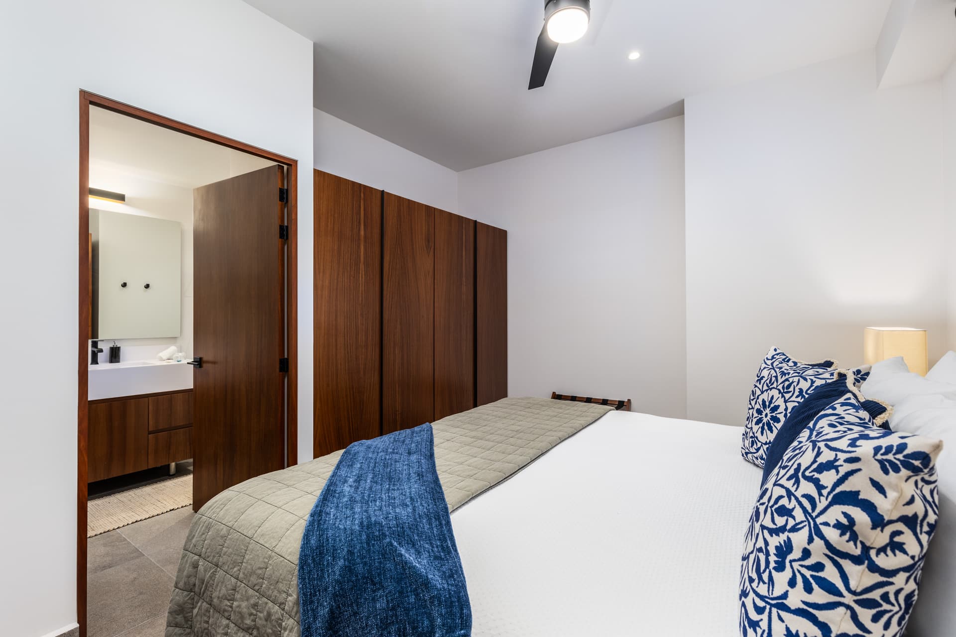 Sunset Siesta - Image 9