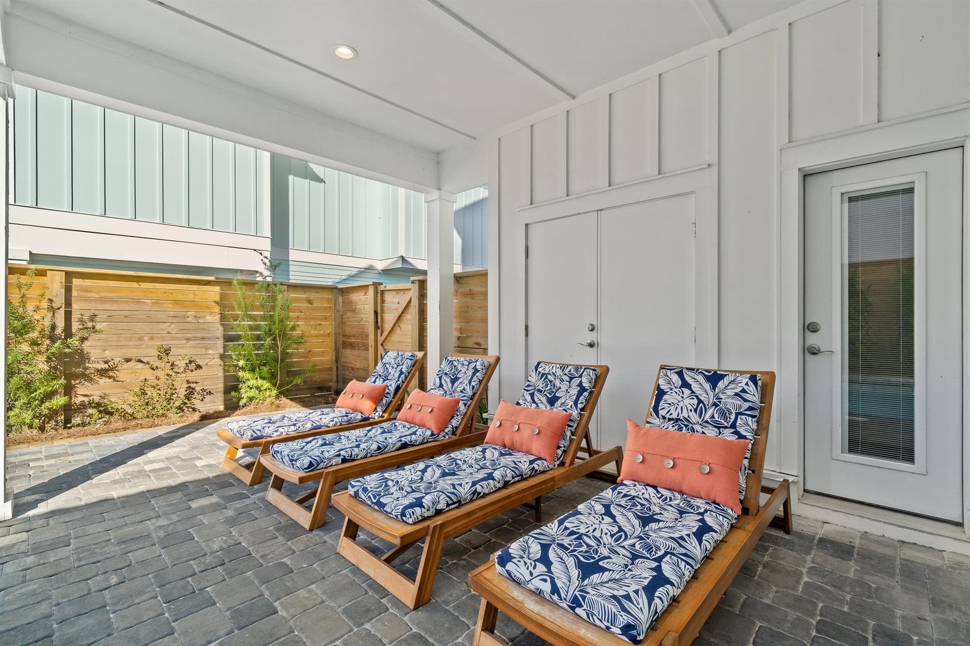 Sea Turtle Oasis - Image 22