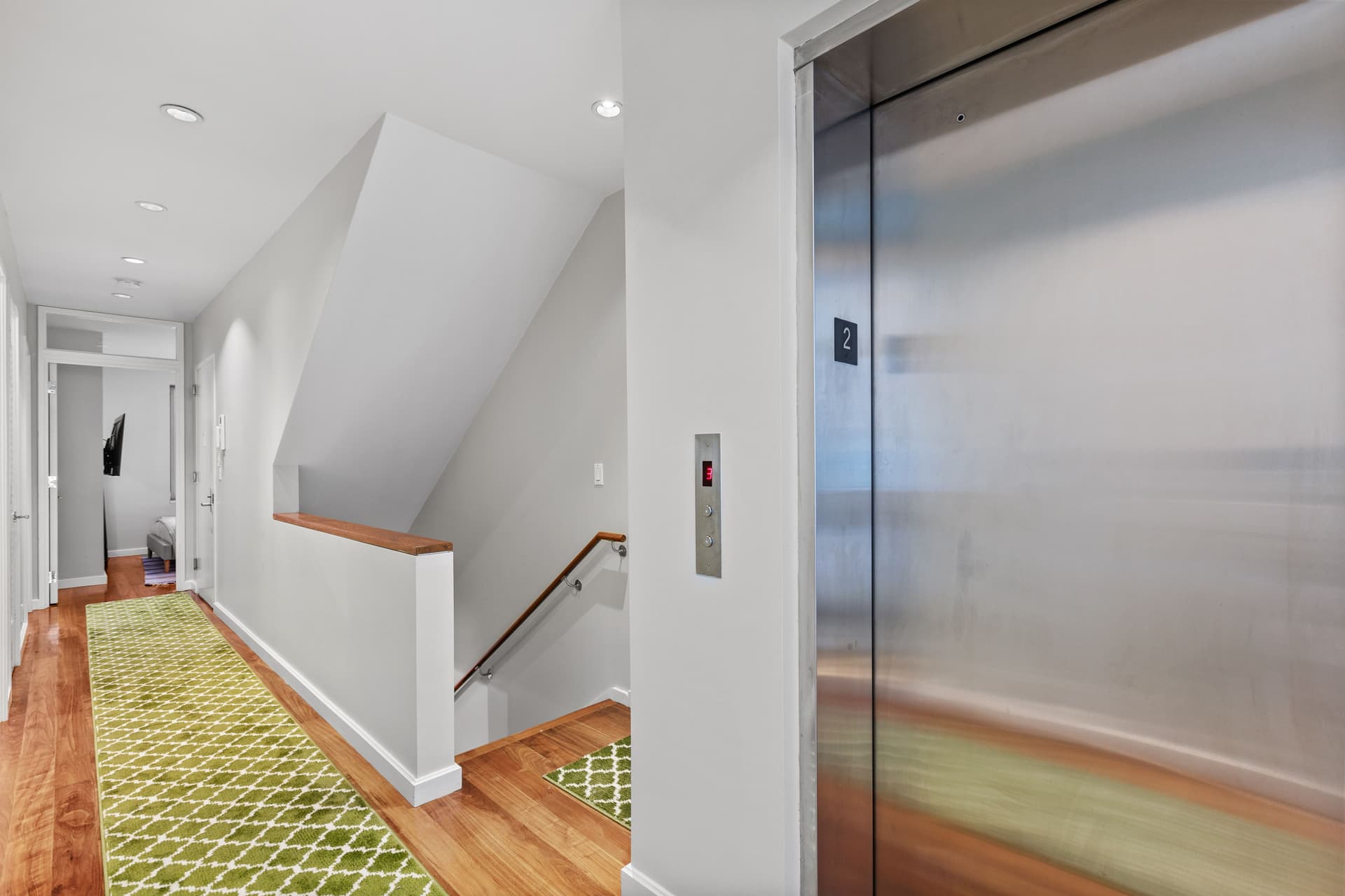 Gotham House I - Image 20