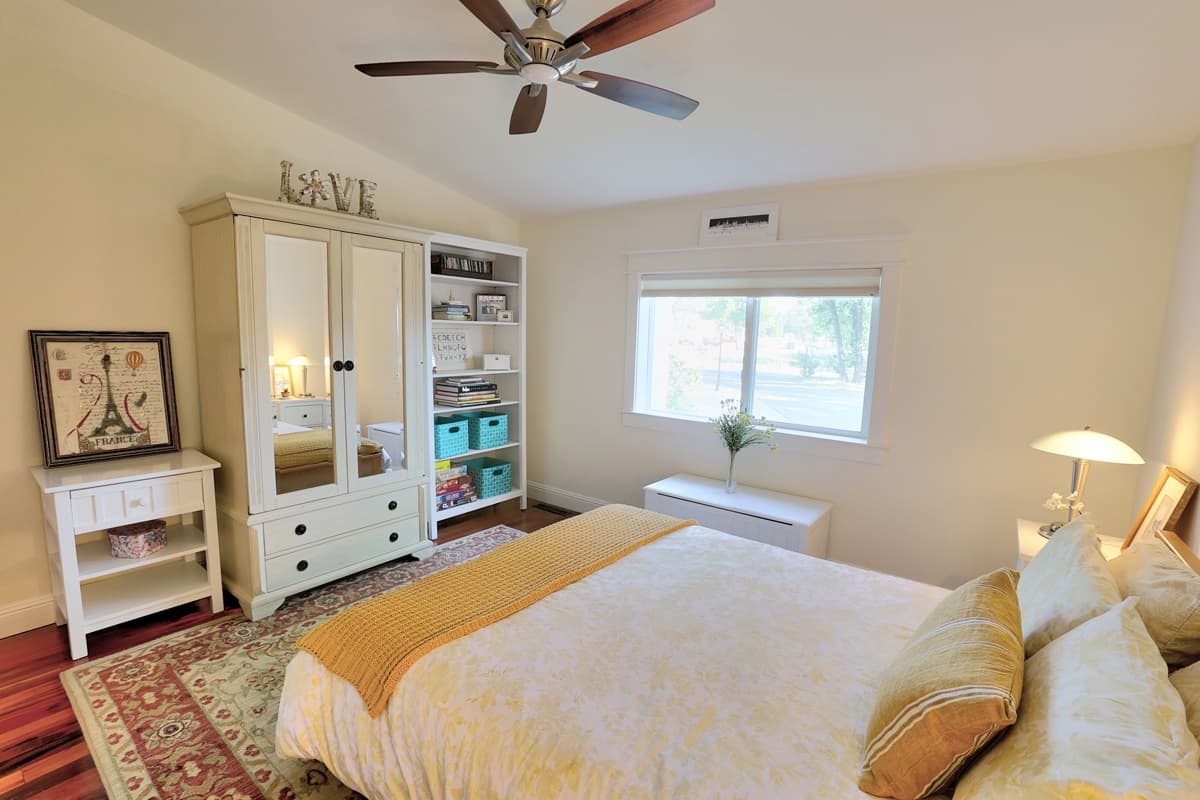 Quiet Country Cottage - Image 16