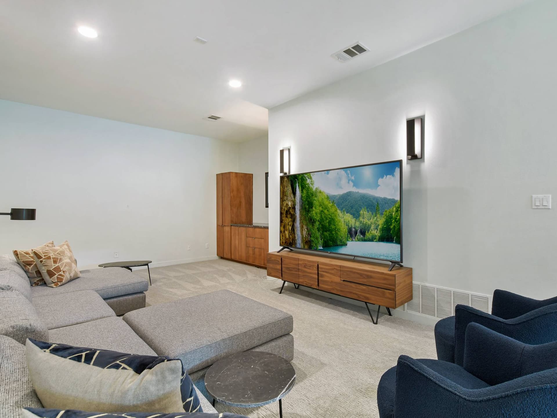 Emerald on Lake Austin - Image 43