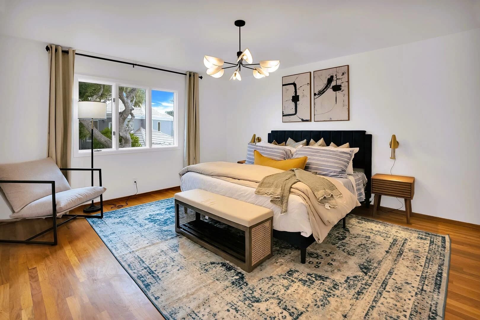 Pebble Modern Home - Image 19