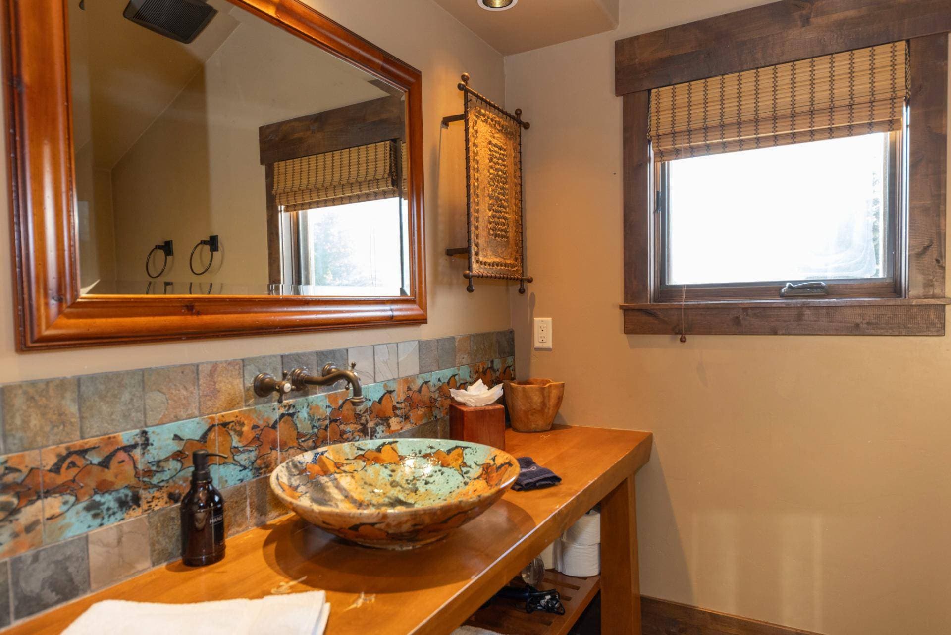 Lumber Jack Lodge - Image 19