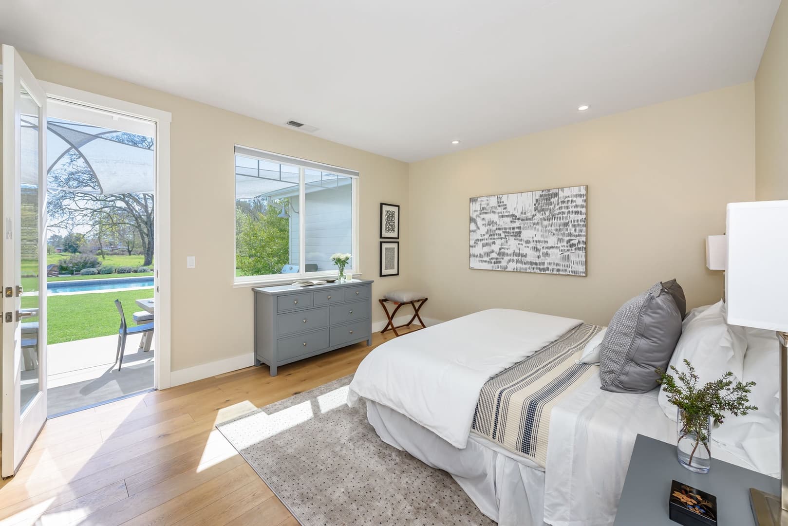 MacArthur House - Image 18